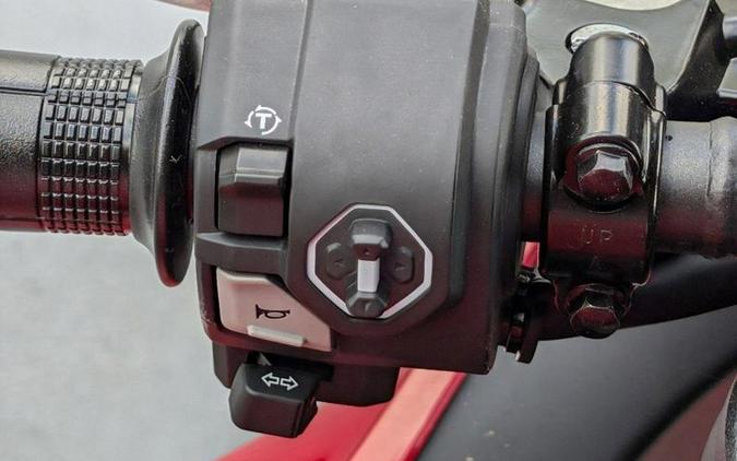 2025 Honda® CBR650R E-Clutch