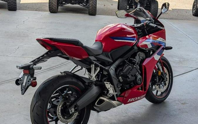 2025 Honda® CBR650R E-Clutch