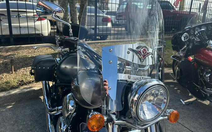 2024 Kawasaki Vulcan 900 Classic