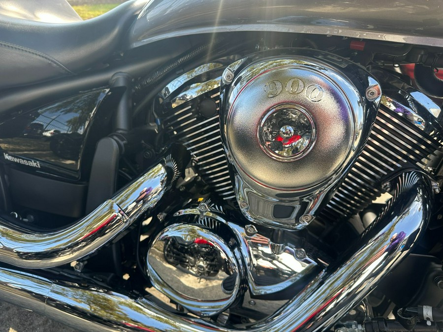 2024 Kawasaki Vulcan 900 Classic