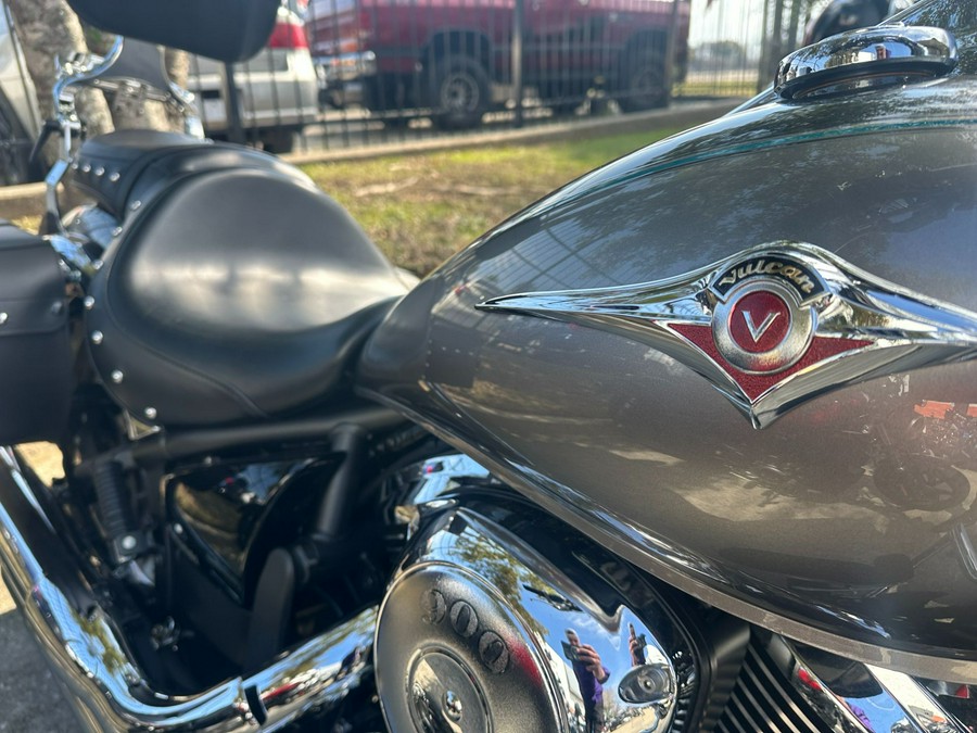 2024 Kawasaki Vulcan 900 Classic
