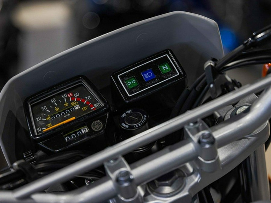 2027 Yamaha TW 200
