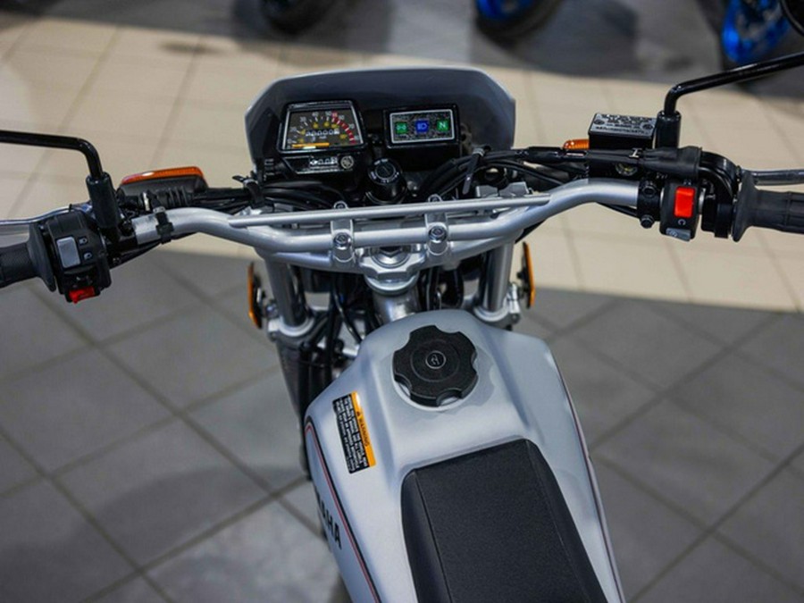2027 Yamaha TW 200