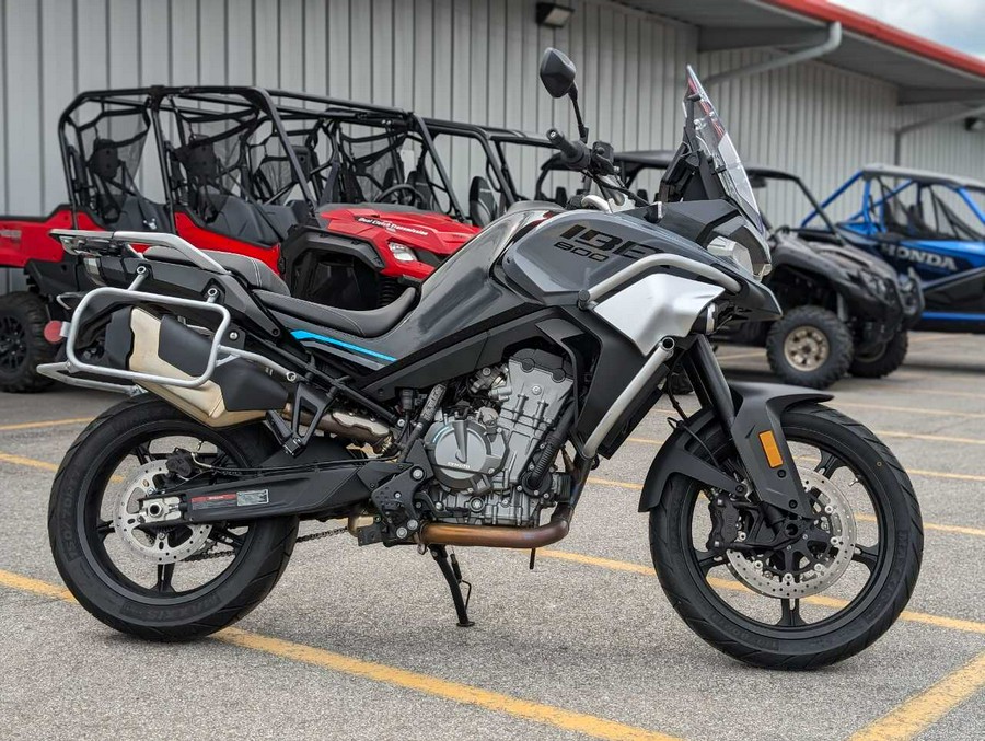 2023 CFMOTO Ibex 800 S