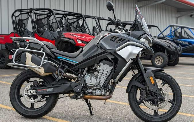 2023 CFMOTO Ibex 800 S