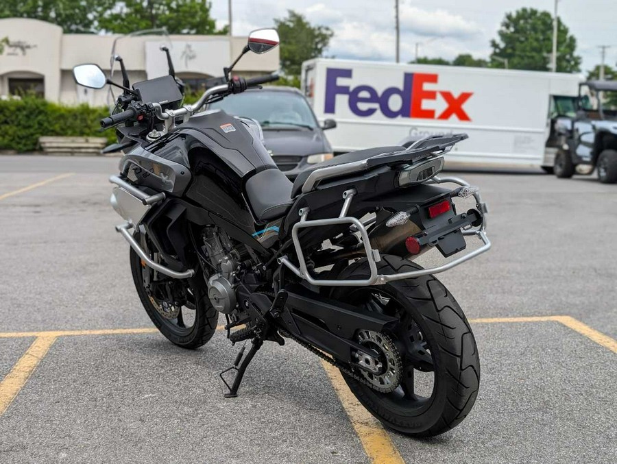 2023 CFMOTO Ibex 800 S