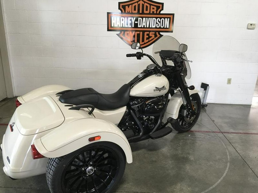 2023 Harley-Davidson® FLRT - Freewheeler®