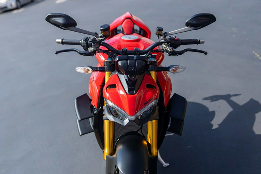 2025 Ducati SFV4S