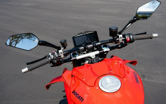 2025 Ducati Streetfighter V4 S Ducati Red