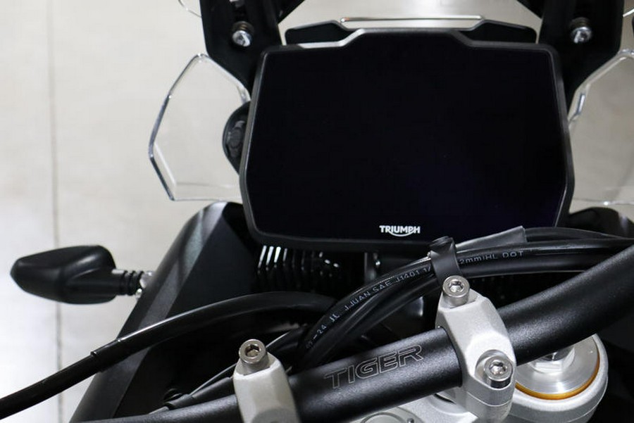 2025 Triumph Tiger 900 Rally Pro Carbon Black / Sapphire Black