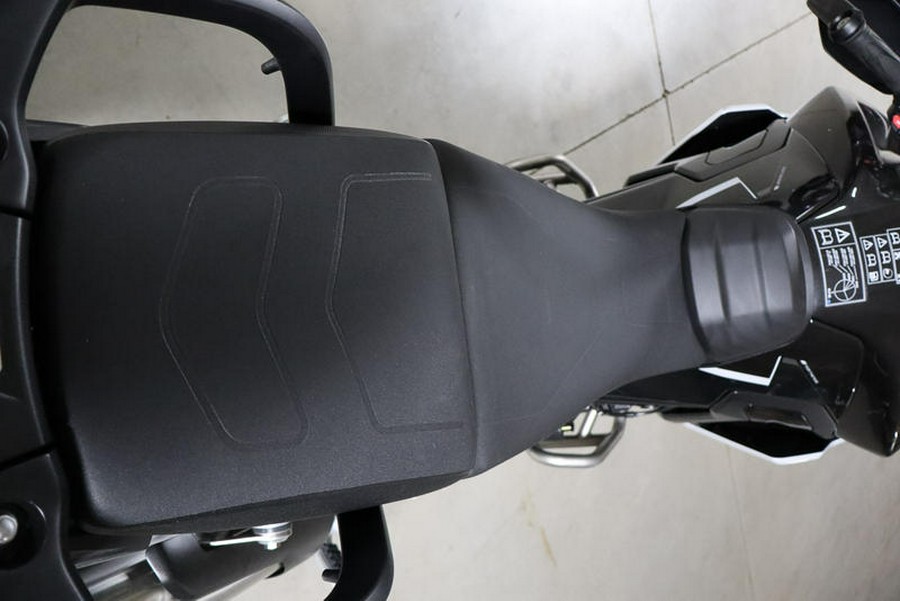 2025 Triumph Tiger 900 Rally Pro Carbon Black / Sapphire Black