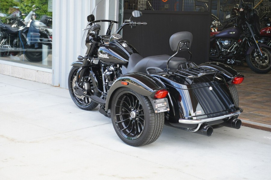 2024 Harley-Davidson® Freewheeler® Vivid Black