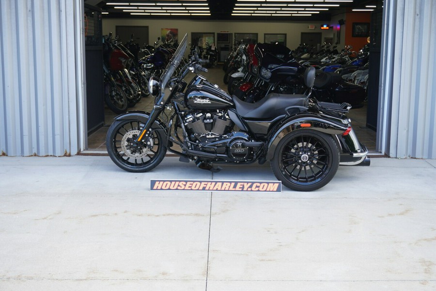 2024 Harley-Davidson® Freewheeler® Vivid Black