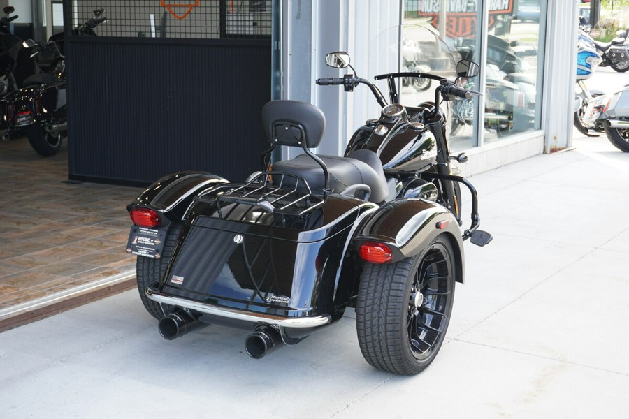 2024 Harley-Davidson® Freewheeler® Vivid Black
