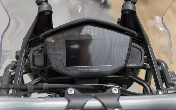 2023 MOTO GUZZI V85 TT