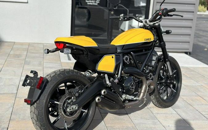 2020 Ducati Scrambler 800 Full Throttle Shining Black/Yellow