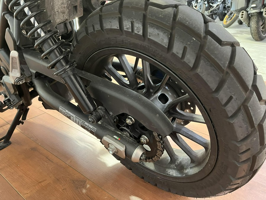 2023 Honda SCL 500