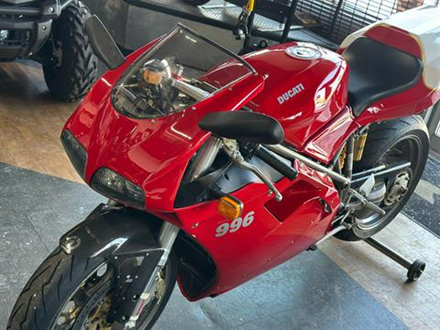 2001 Ducati 996