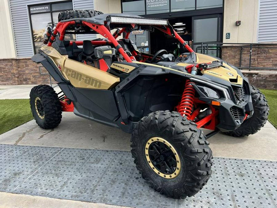 2018 Can-Am® Maverick™ X3 X™ RS TURBO R Gold & Can-Am Red