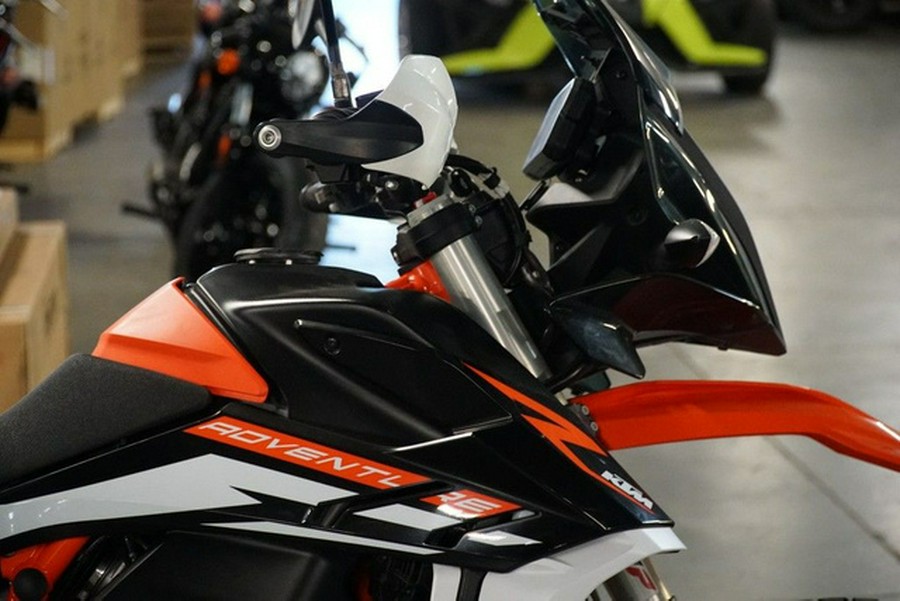2022 KTM Adventure 890 R