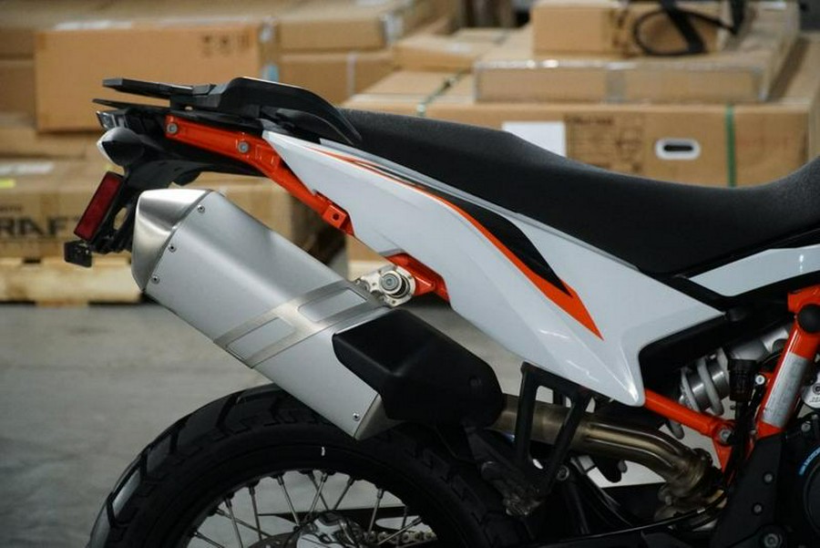 2022 KTM 890 Adventure R