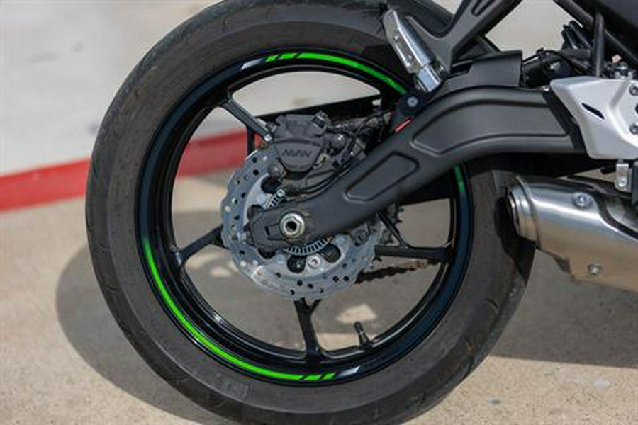 2023 Kawasaki Ninja 650 KRT Edition