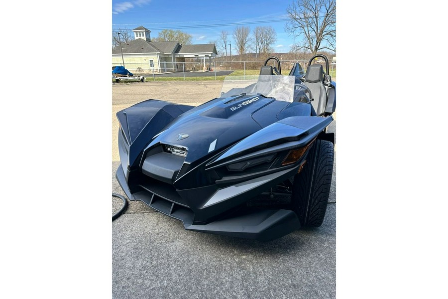 2025 Polaris SLINGSHOT SL MANUAL Jet Black