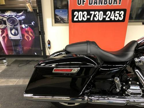 2020 Harley-Davidson® FLHX - Street Glide®