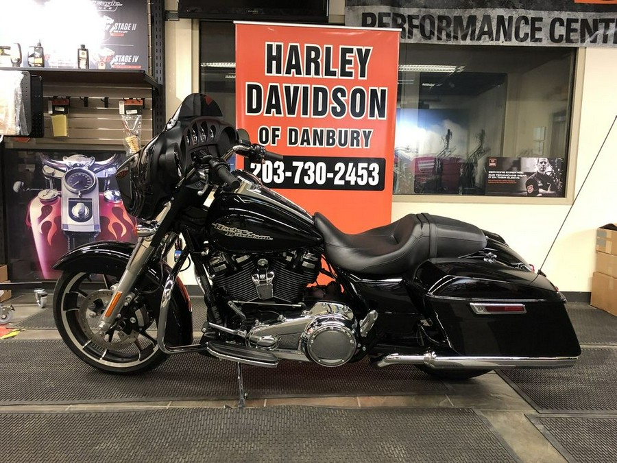 2020 Harley-Davidson® FLHX - Street Glide®