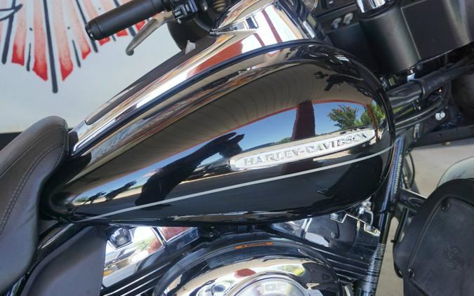 2011 Harley-Davidson Electra Glide Ultra Limited Vivid Black