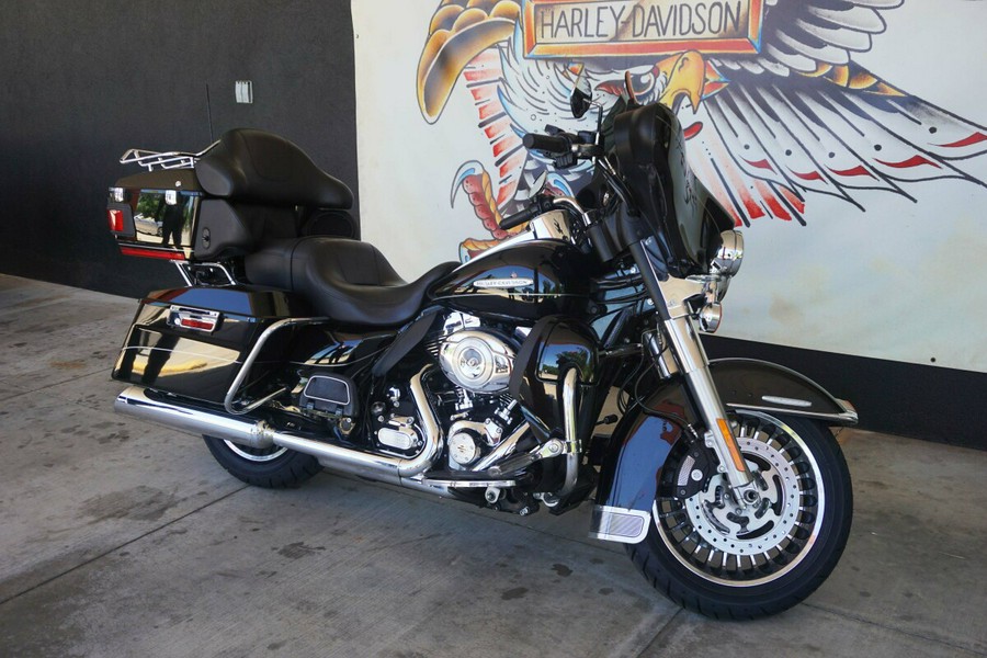 2011 Harley-Davidson Electra Glide Ultra Limited Vivid Black