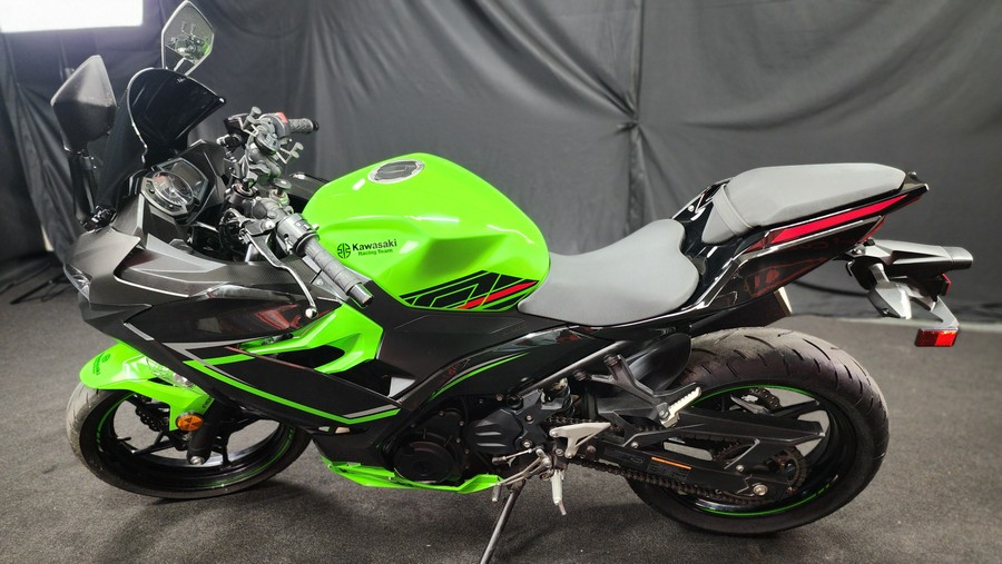 2023 Kawasaki NINJA 400