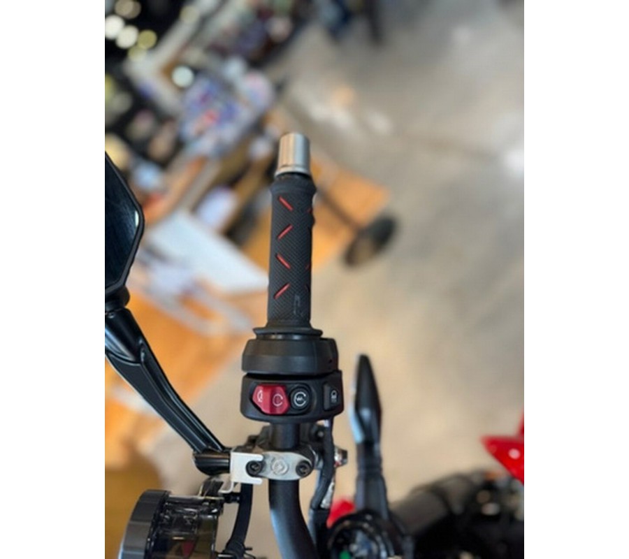 2025 Ducati Streetfighter V4