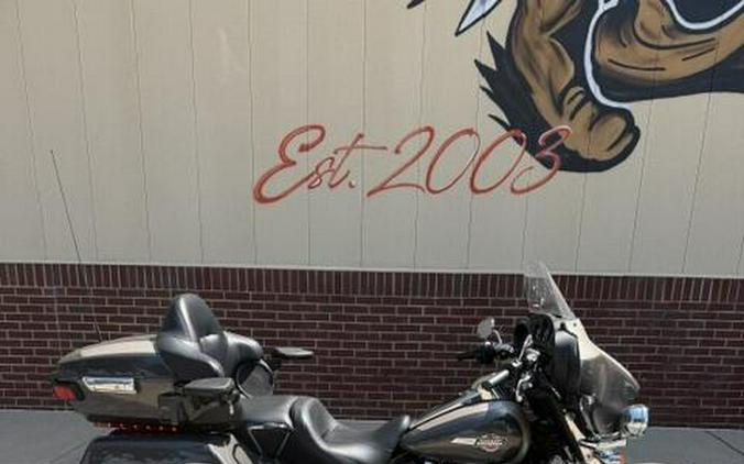 2023 Harley-Davidson® Tri Glide® Ultra LOW MILES