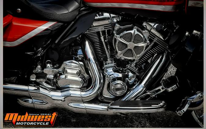 2009 Harley-Davidson® SCREAMIN' EAGLE CVO ROAD GLIDE