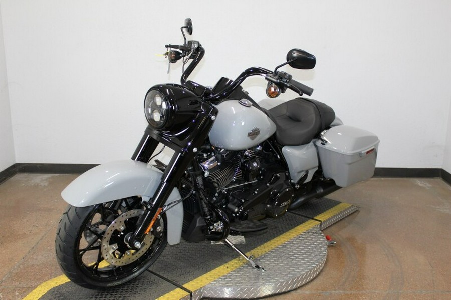 2024 Harley-Davidson Road King Special Billiard Gray