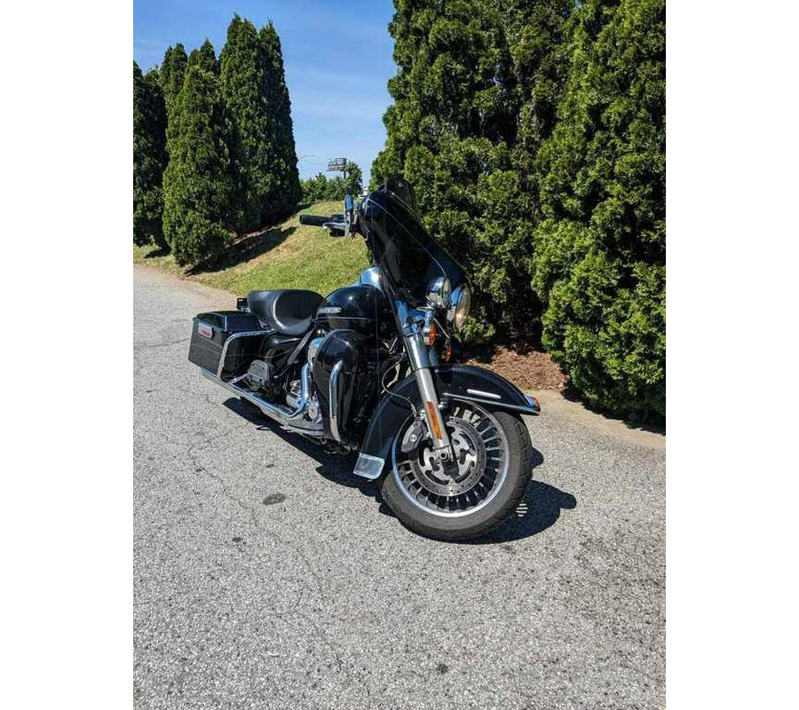 2011 Harley-Davidson® FLHTK - Electra Glide® Ultra Limited