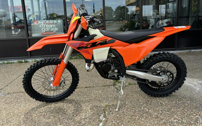 2025 KTM XC 125