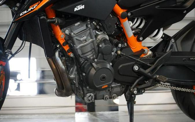 2022 KTM 890 Duke GP
