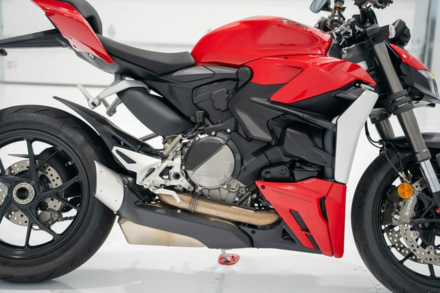 2025 Ducati Streetfighter V2 Red