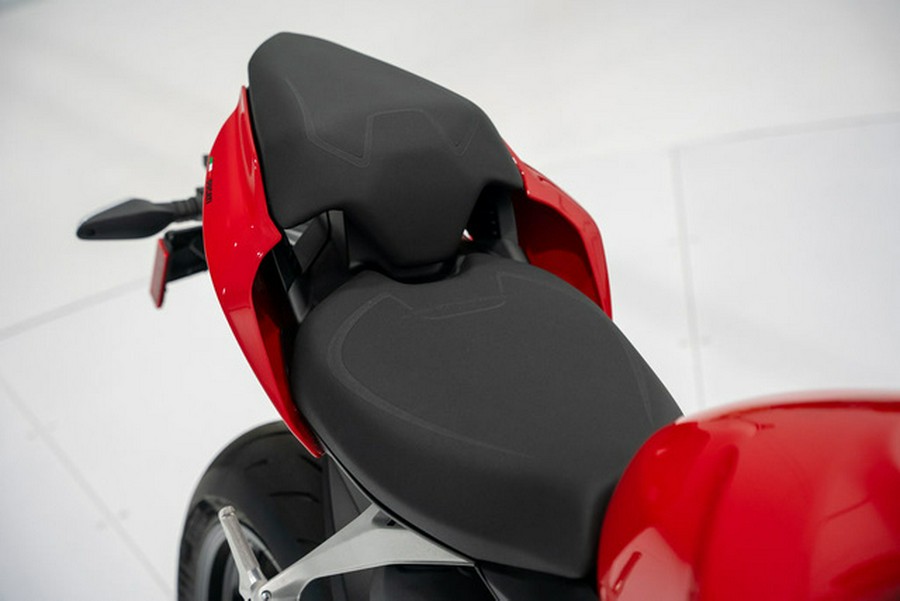 2025 Ducati Streetfighter V2 Red