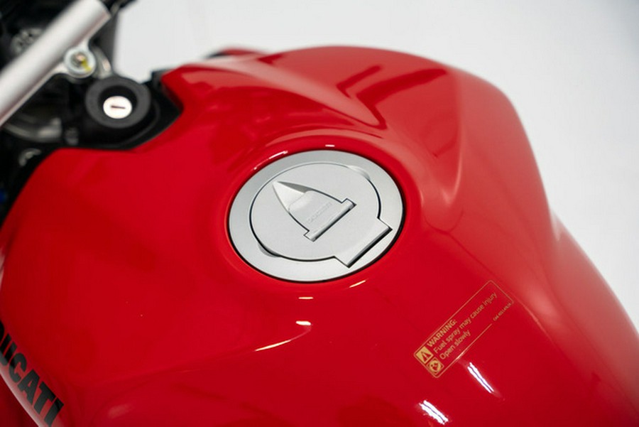 2025 Ducati Streetfighter V2 Red