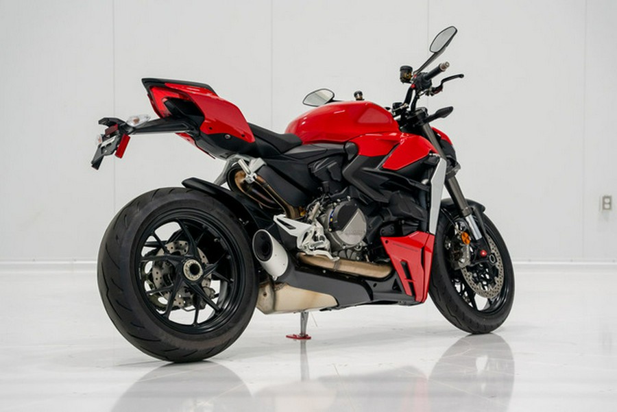 2025 Ducati Streetfighter V2 Red