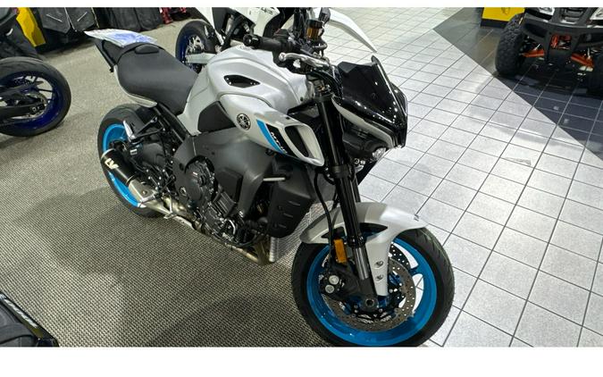 2025 Yamaha MT 10