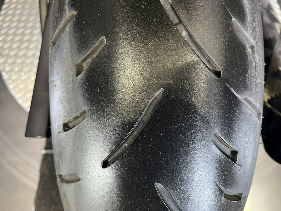 2013 Yamaha Motor Corp., USA FZ8