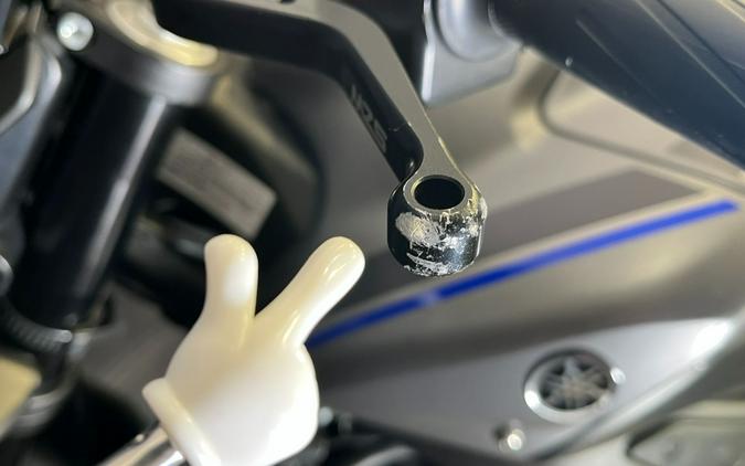 2013 Yamaha Motor Corp., USA FZ8