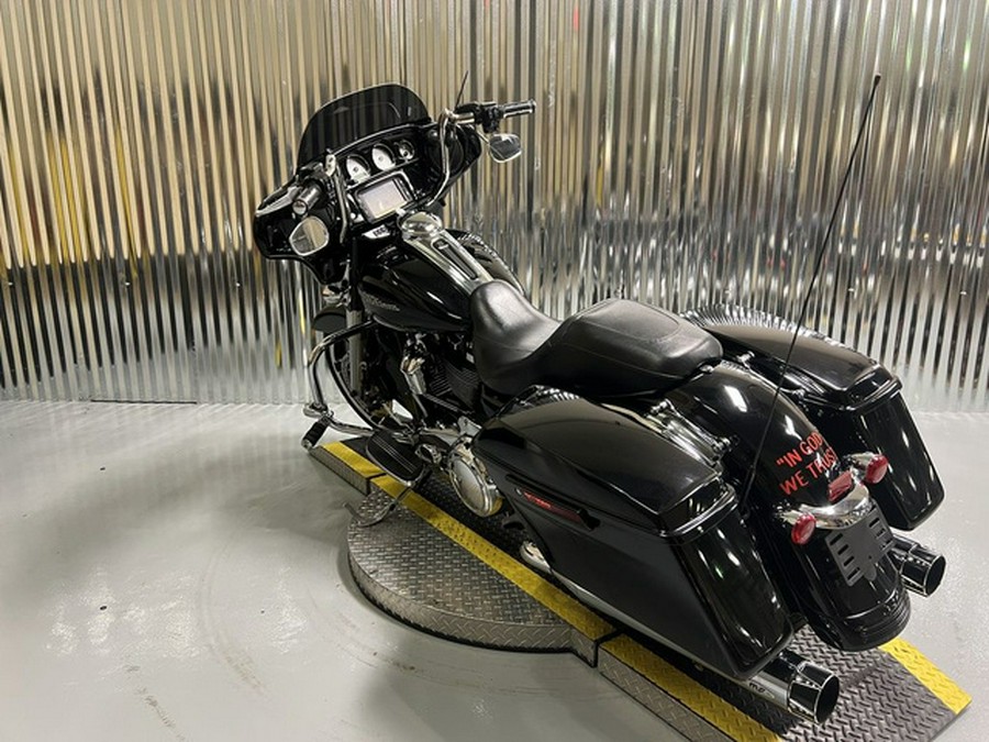 2017 Harley-Davidson FLHXS - Street Glide Special