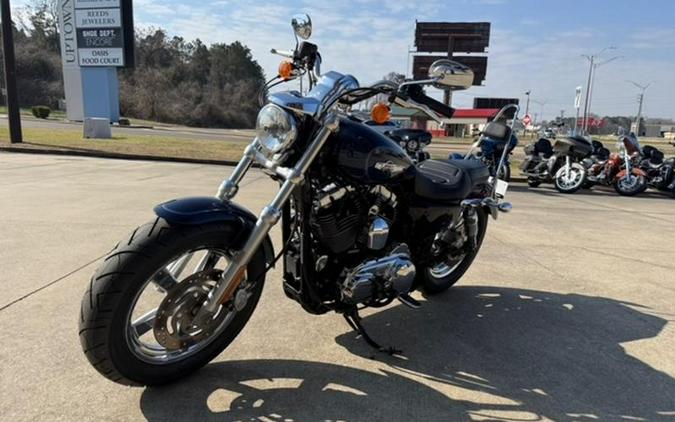 2012 Harley-Davidson® XL1200C - Sportster® 1200 Custom