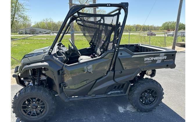 2024 Honda PIONEER 1000 DELUXE