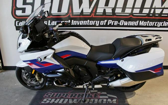 2022 BMW K 1600 GT Light White/Racing Blue Metallic/Racing Red